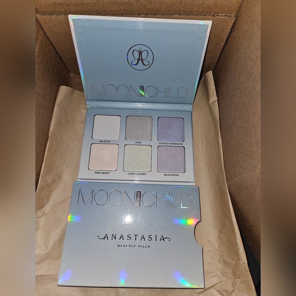 Anastasia Beverly Hills Moon Child Glow Kit NIB
